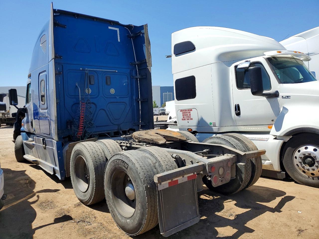 Freightliner Cascadia 125