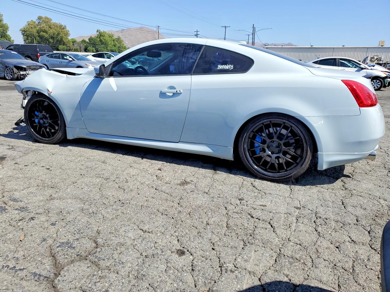 INFINITI G37 Base