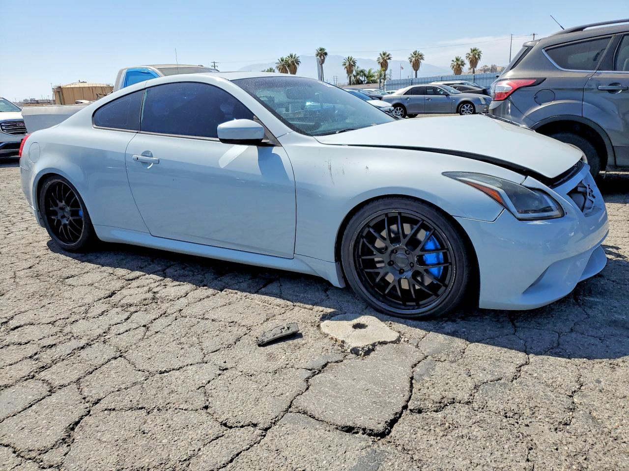 INFINITI G37 Base