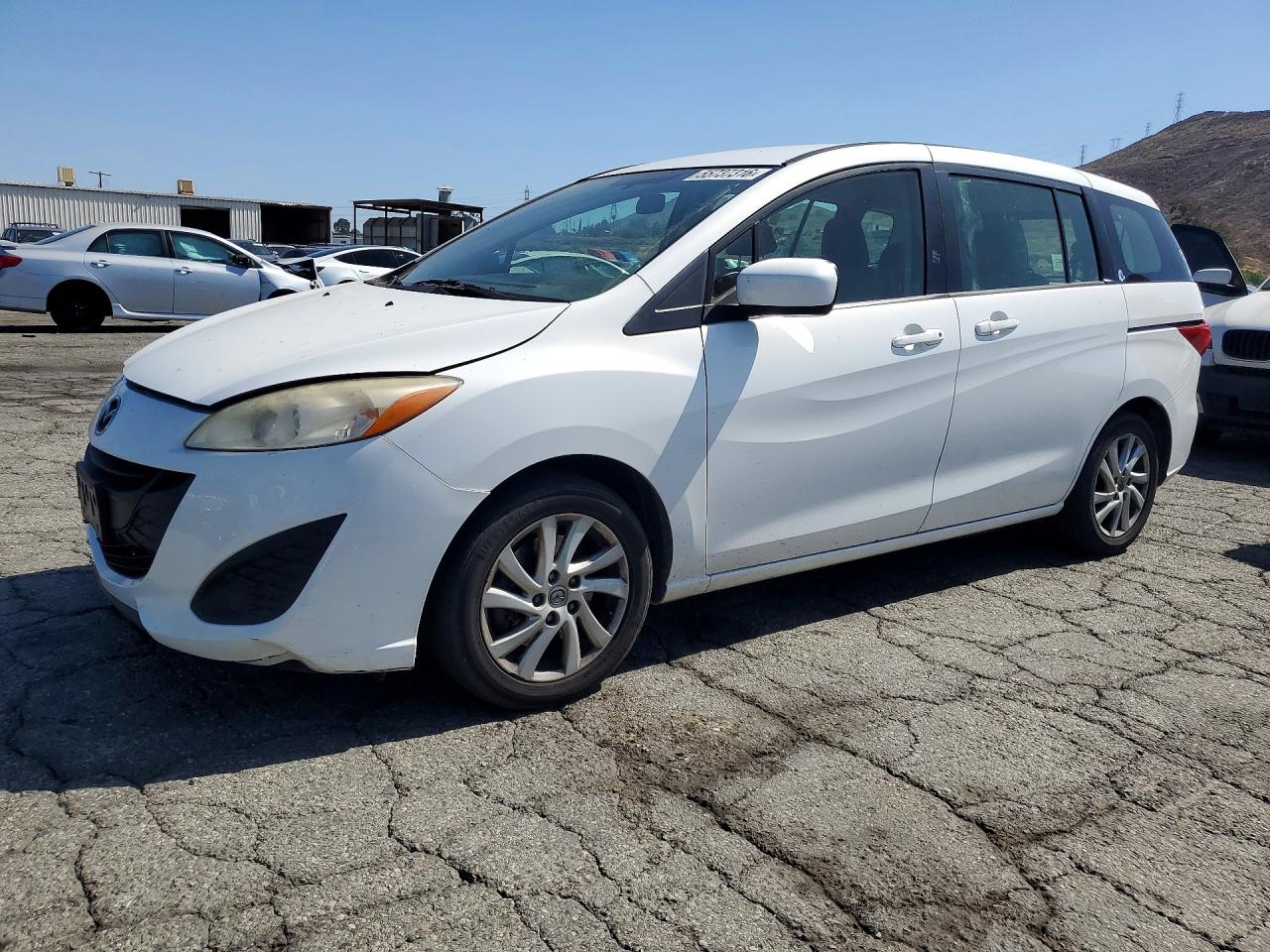 Salvage Mazda 5 Image