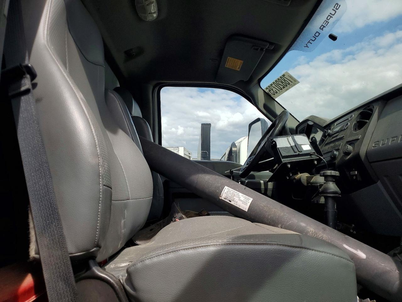 Ford F-650 Super Duty