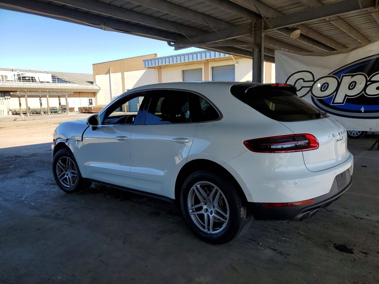 Porsche Macan S