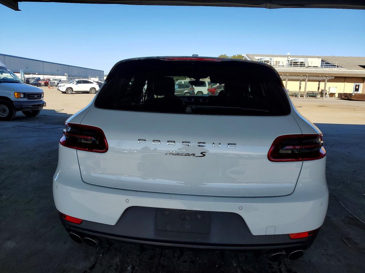 Porsche Macan S