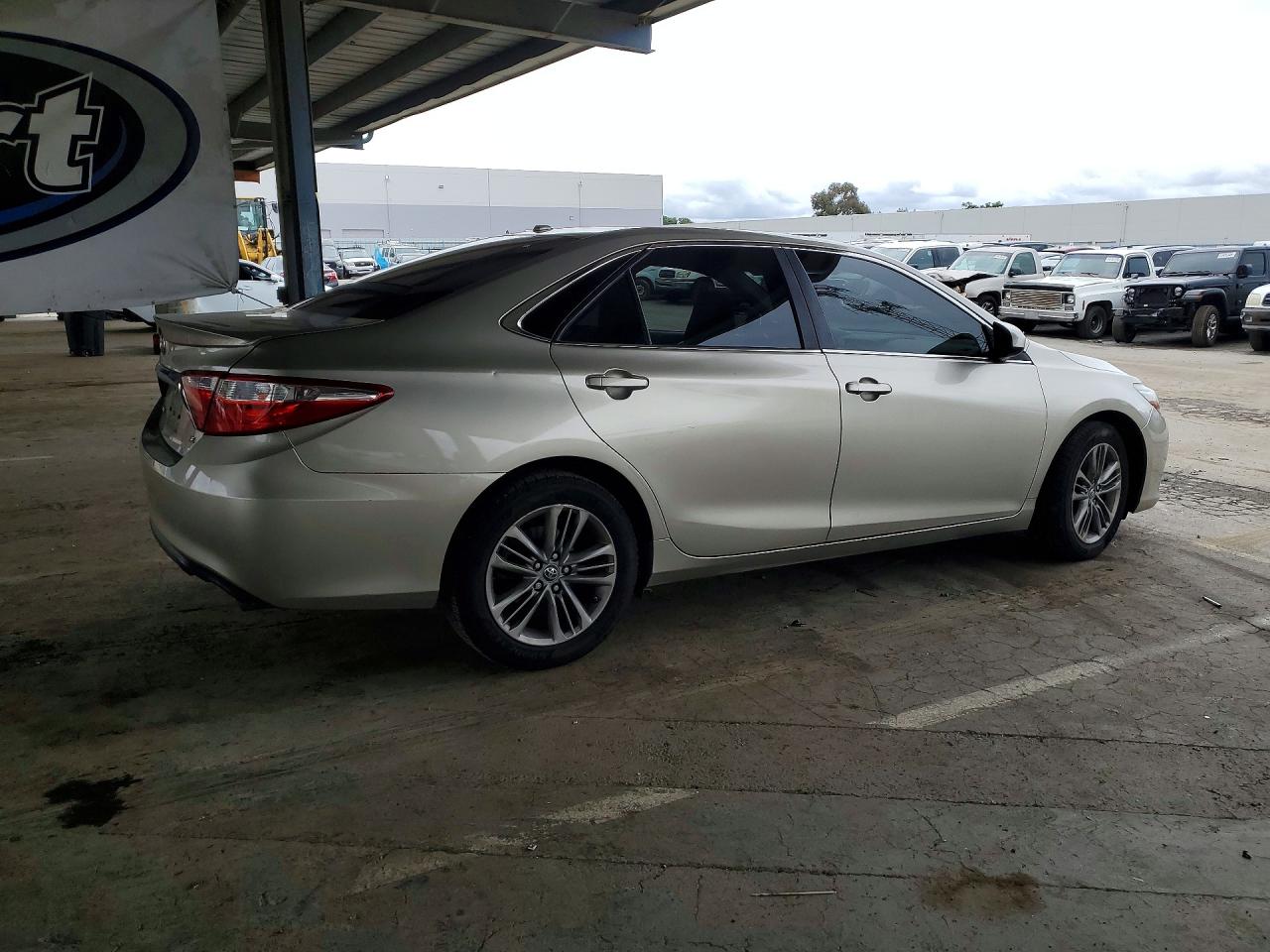 Toyota Camry Se