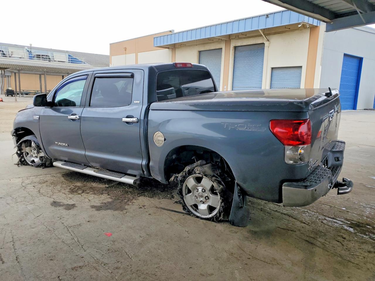 Toyota Tundra Crewmax Sr5