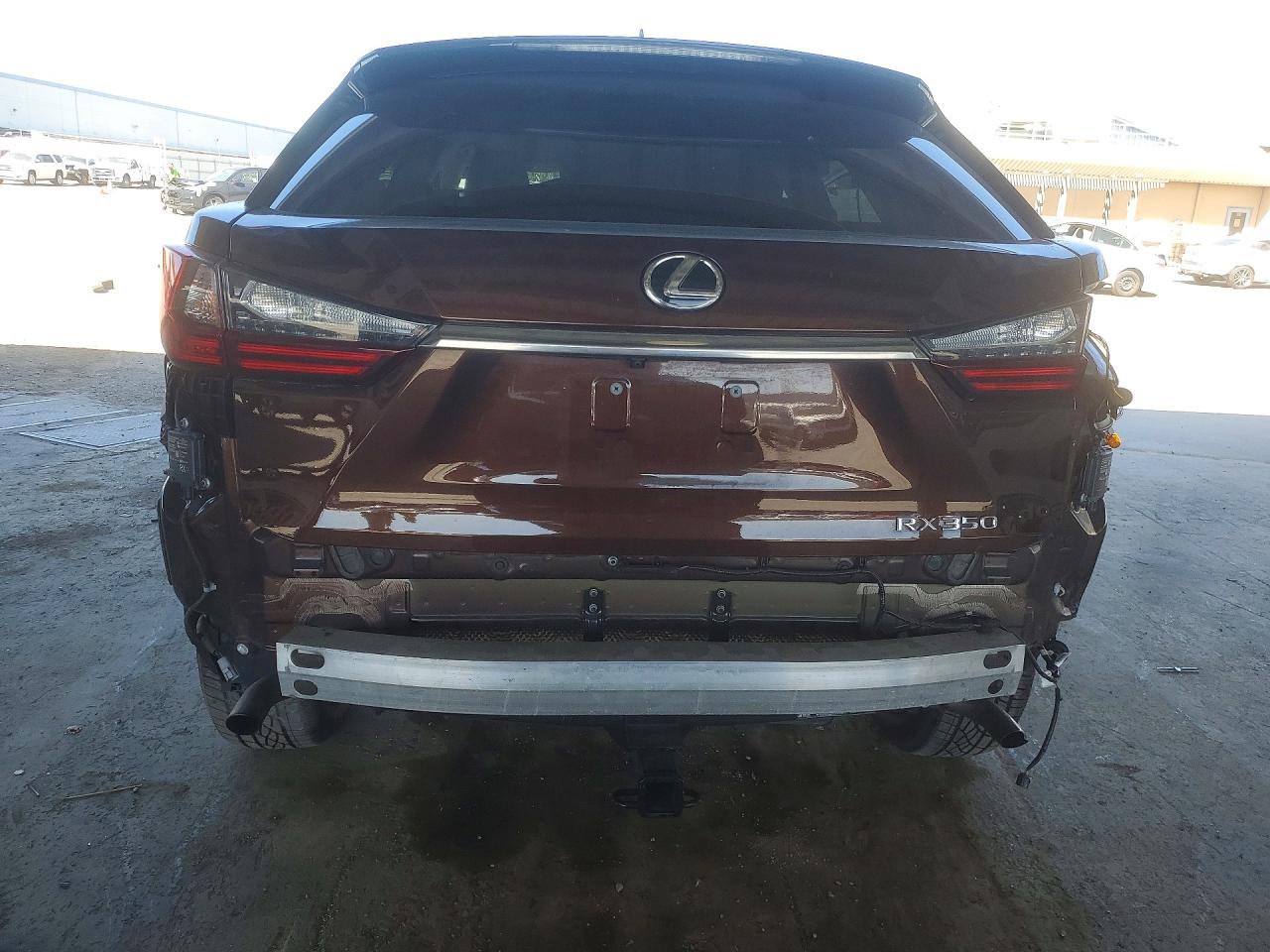 Lexus RX Base