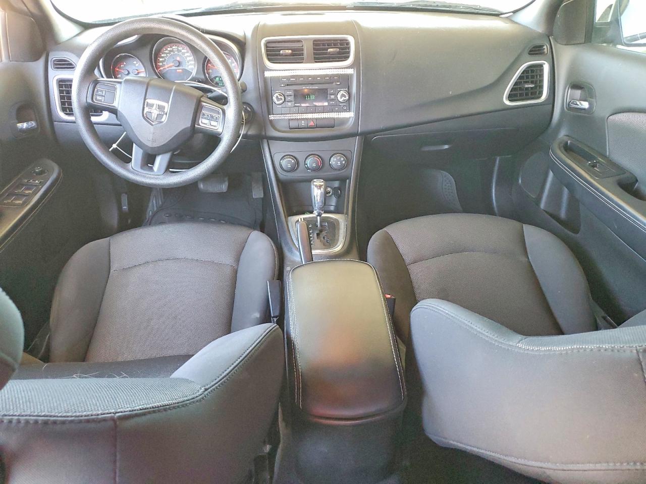 Dodge Avenger Se