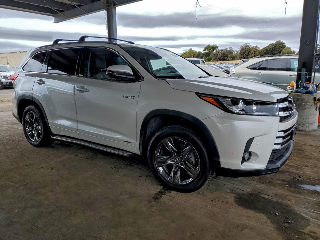 Toyota Highlander Limited Platinum