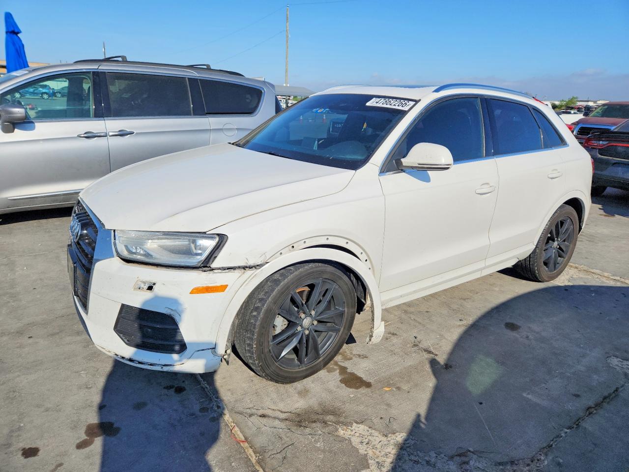 Salvage Audi Q3 Image