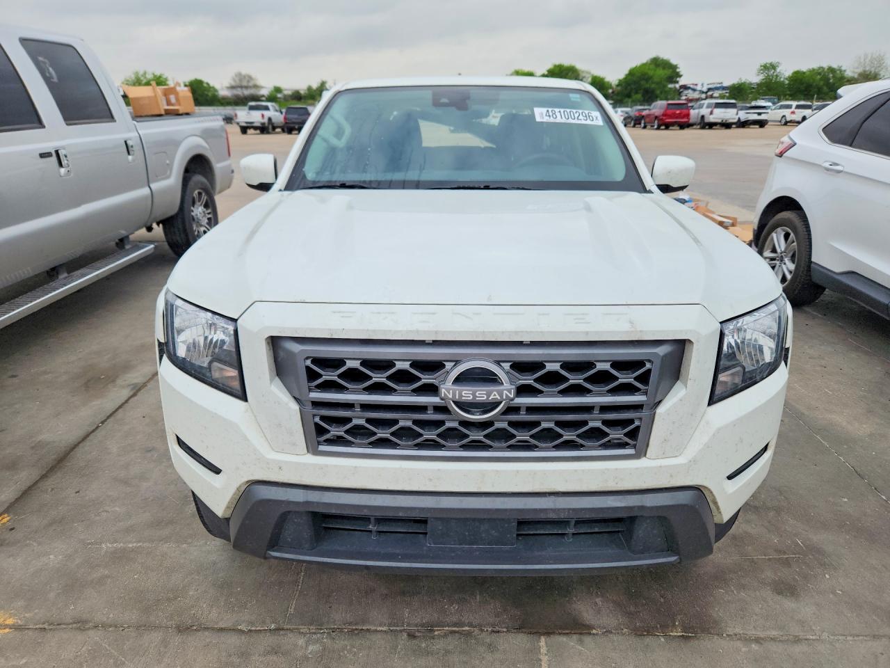 Nissan Frontier Sv
