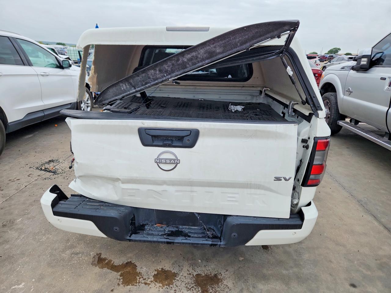 Nissan Frontier Sv