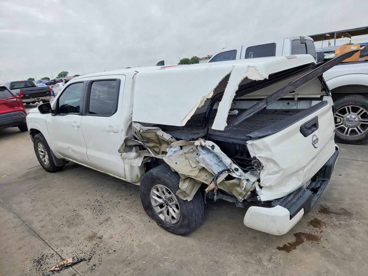 Nissan Frontier Sv