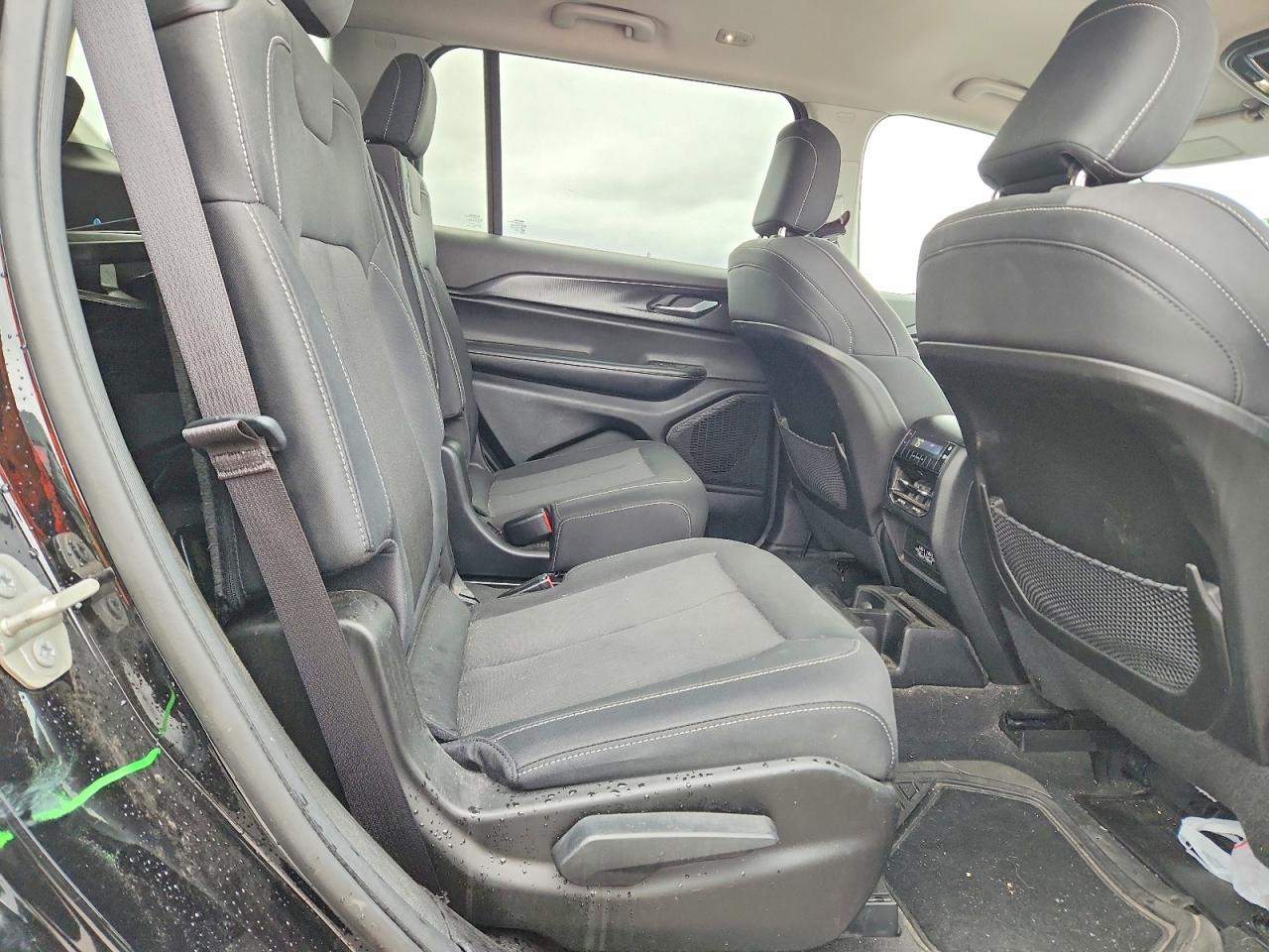 Jeep Cherokee L Laredo