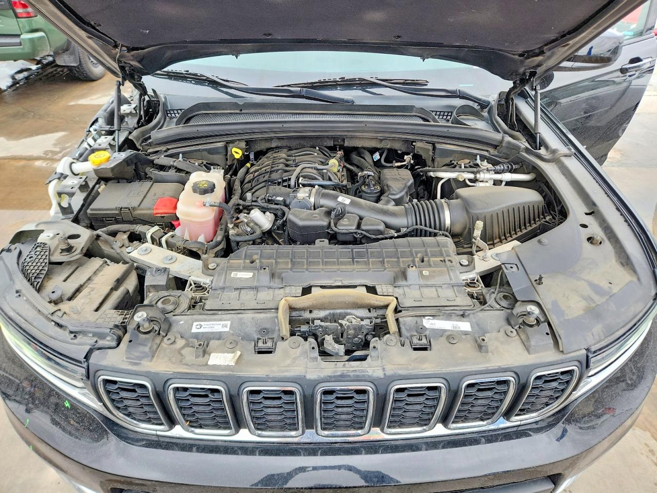 Jeep Cherokee L Laredo