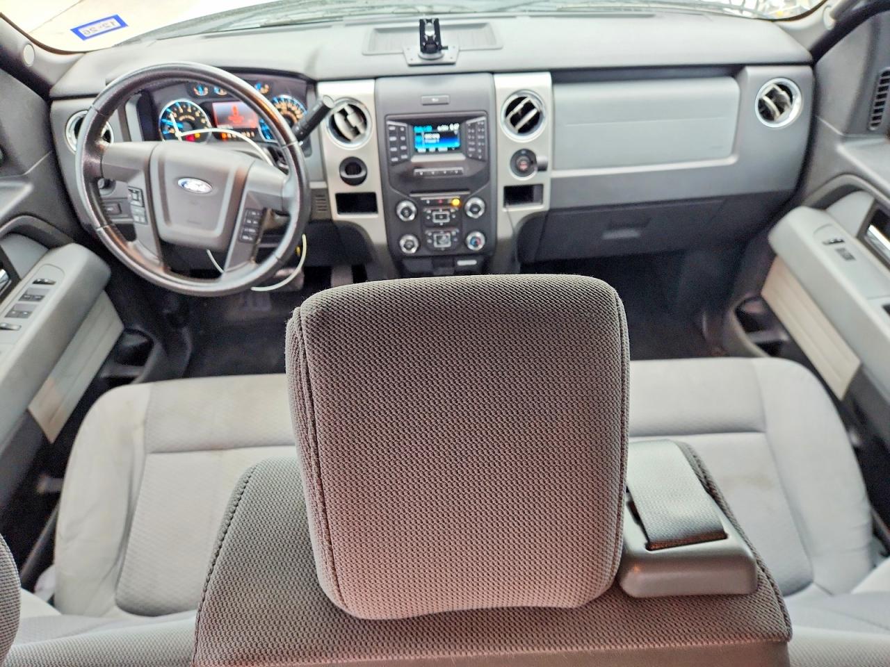 Ford F-150 Super Cab