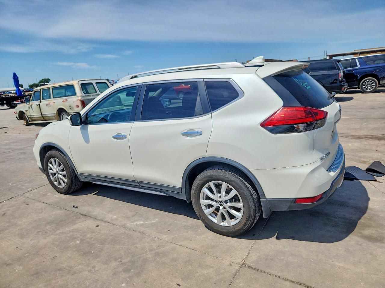 Nissan Rogue Sv