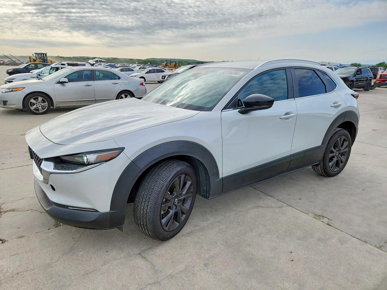 Salvage Mazda Cx Image