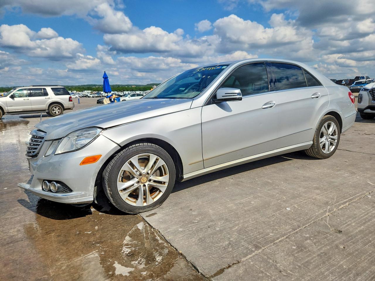Salvage Mercedes-Benz E-Class Image