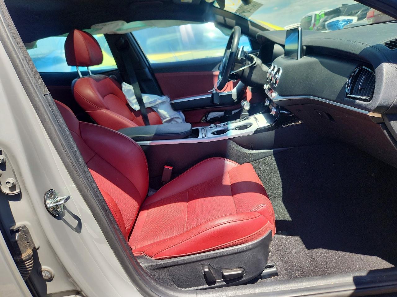 Kia Stinger Gt1