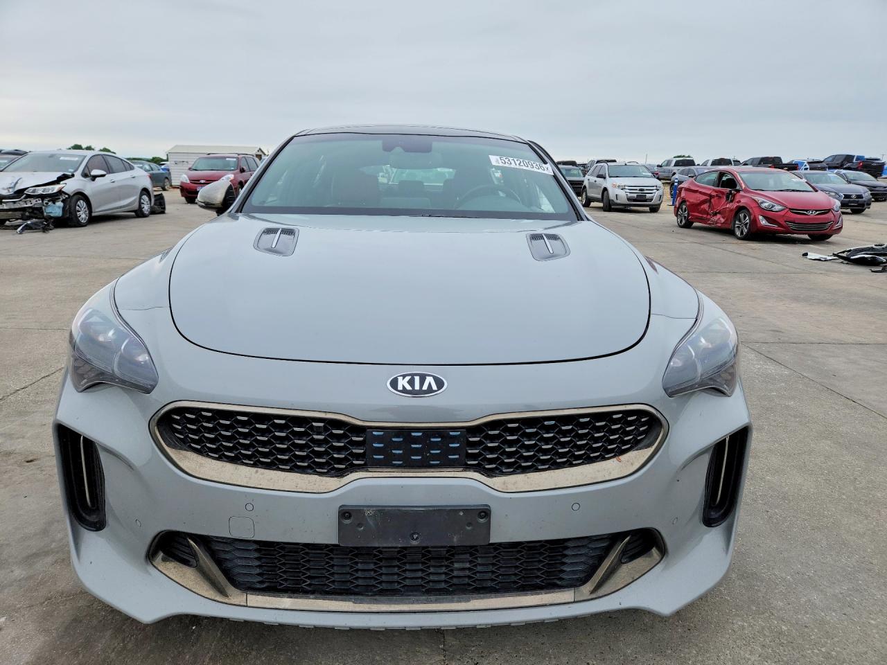 Kia Stinger Gt1