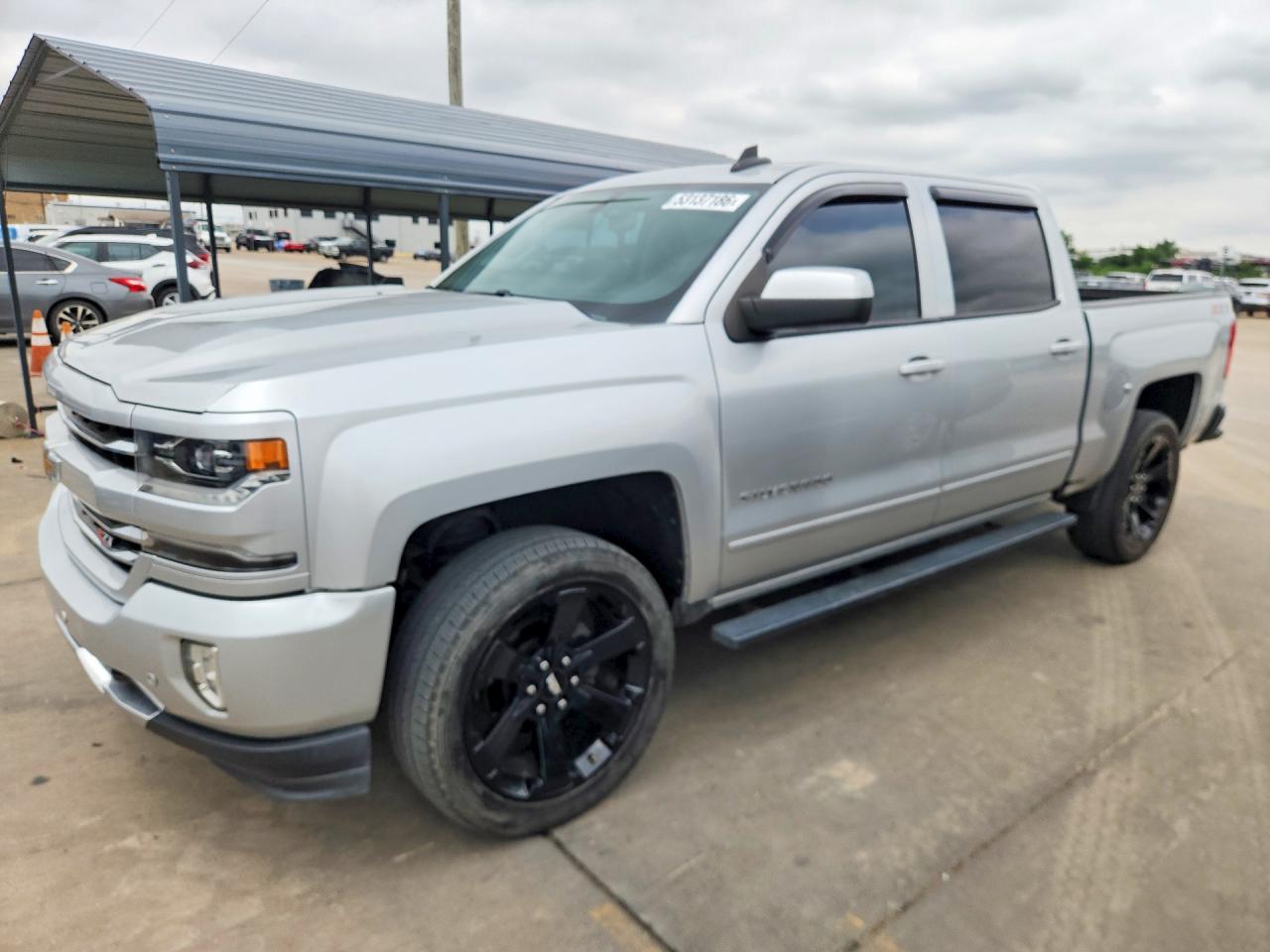 Salvage Chevrolet Silverado Image
