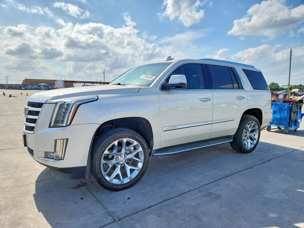 Salvage Cadillac Escalade Image