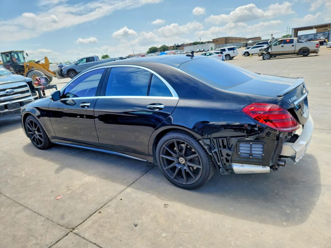 Mercedes-Benz S-Class 560