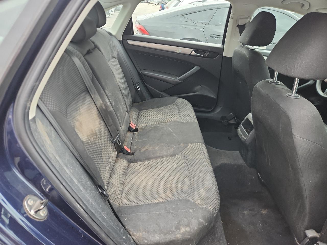 Volkswagen Passat S