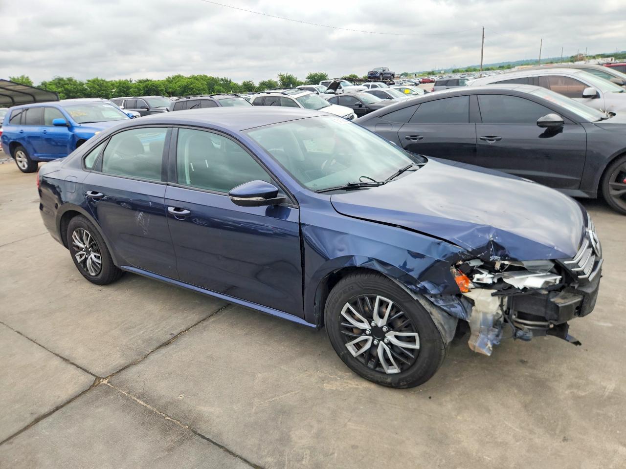 Volkswagen Passat S