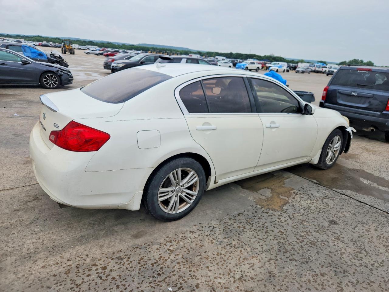 INFINITI G25 X