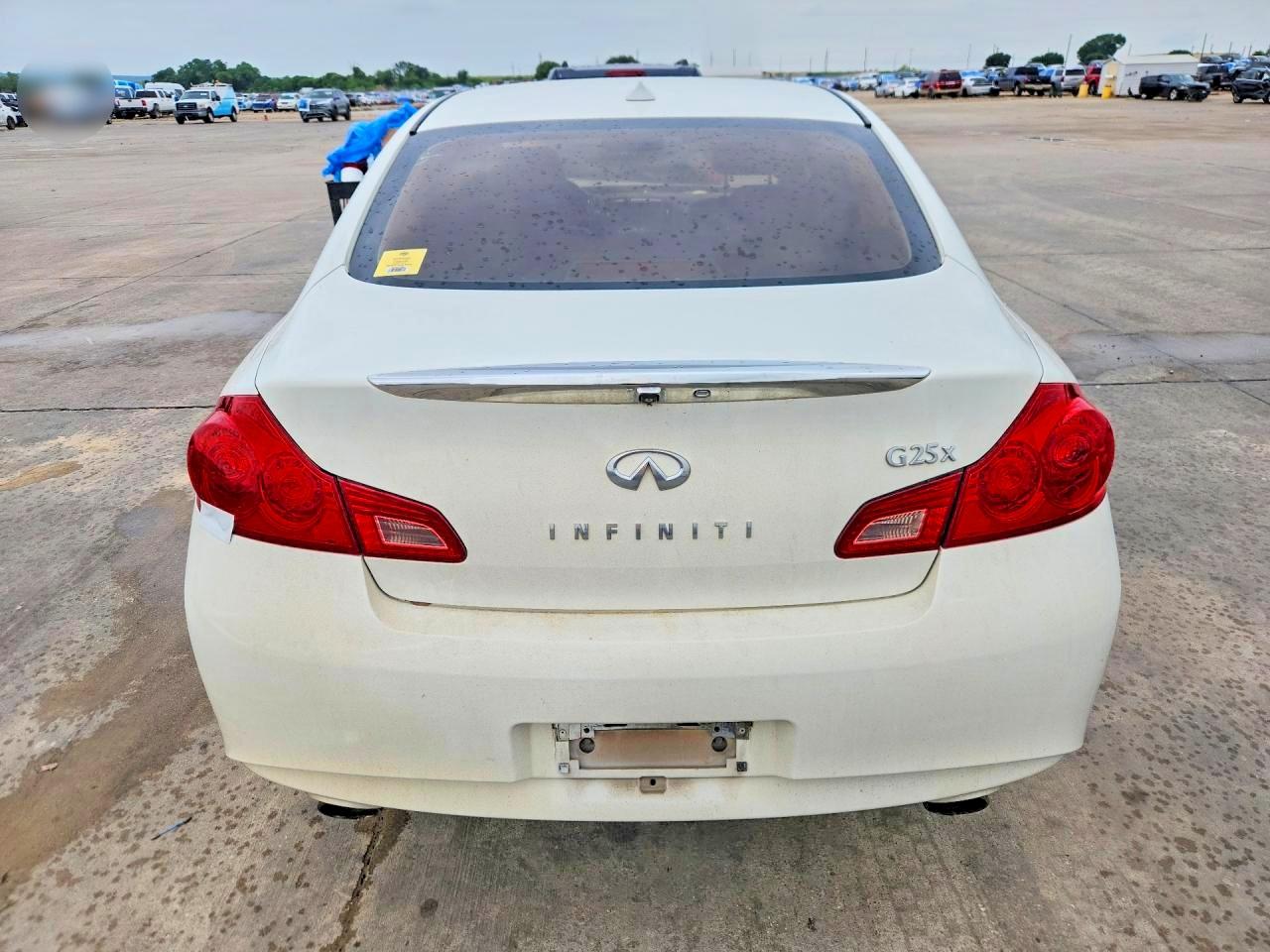 INFINITI G25 X