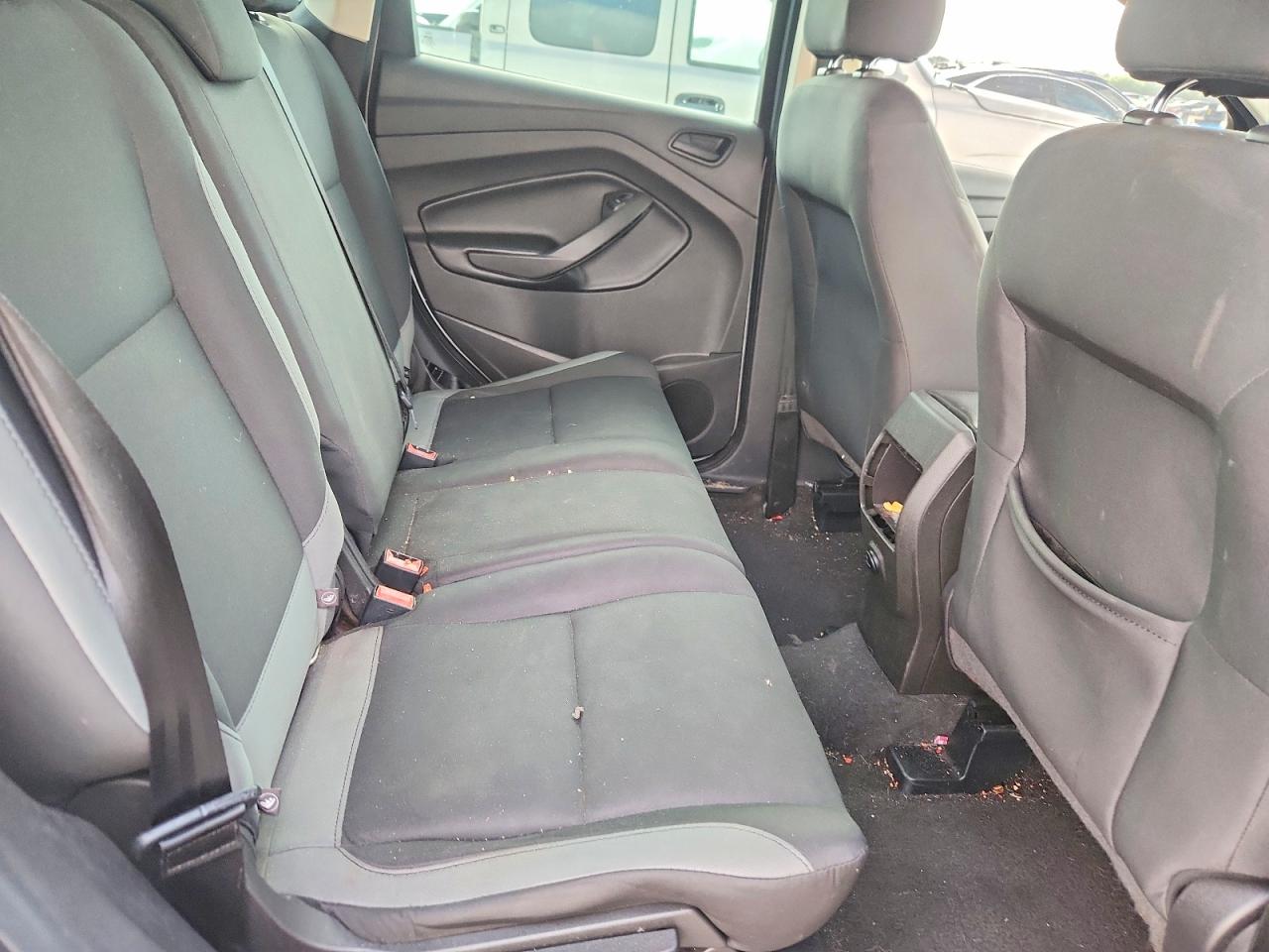 Ford Escape S