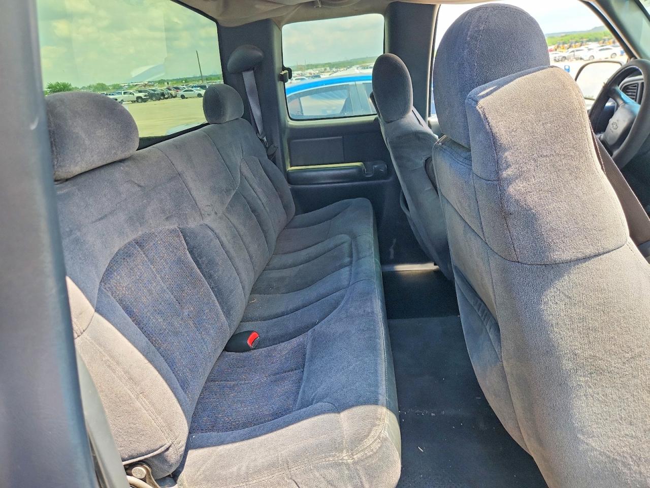 Chevrolet Silverado C1500