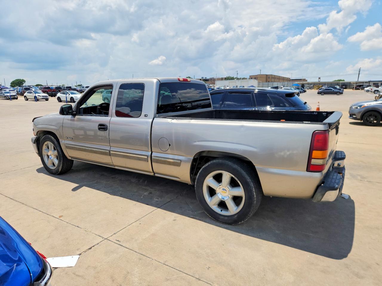 Chevrolet Silverado C1500