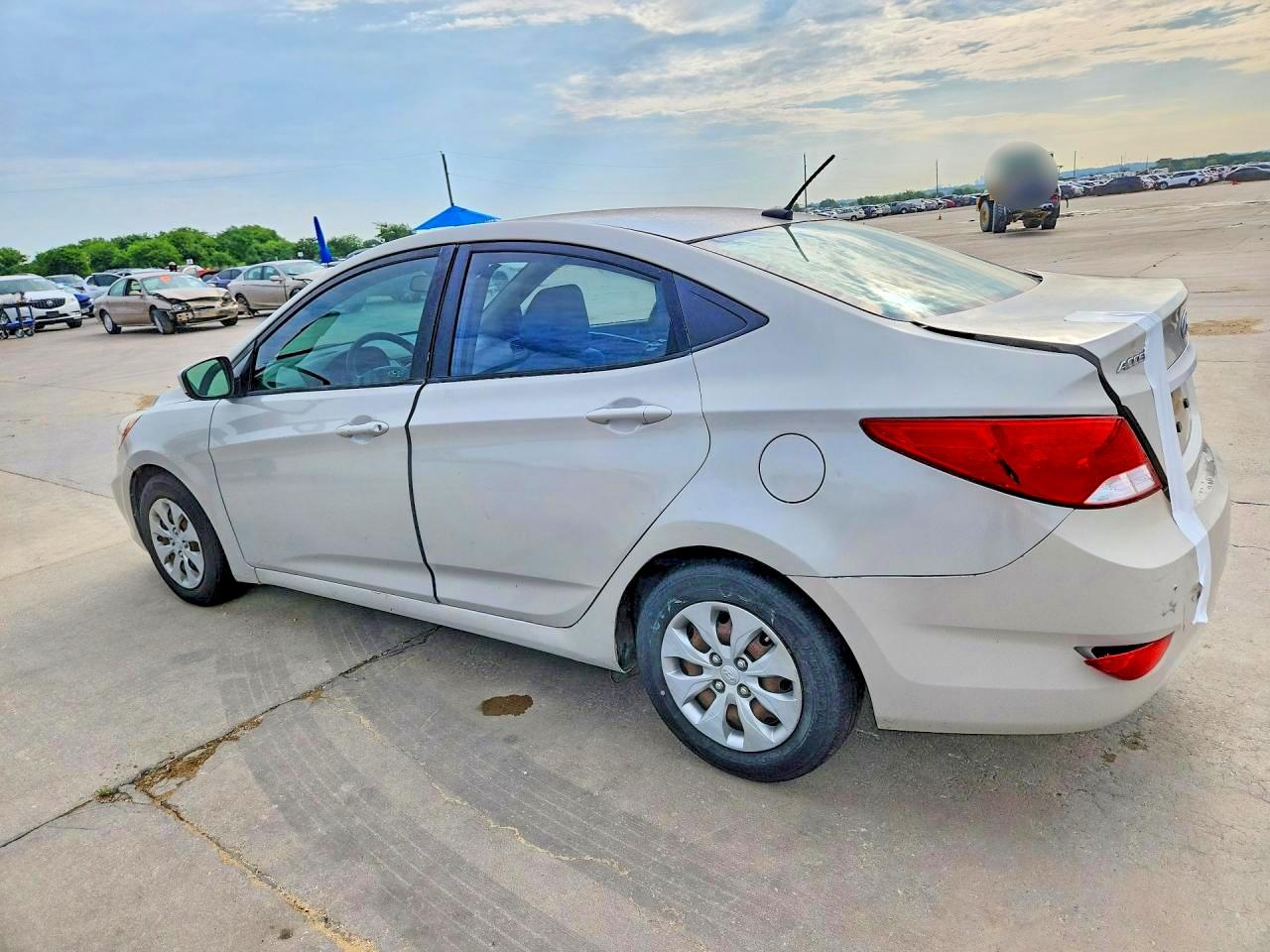 Hyundai ACCENT Se