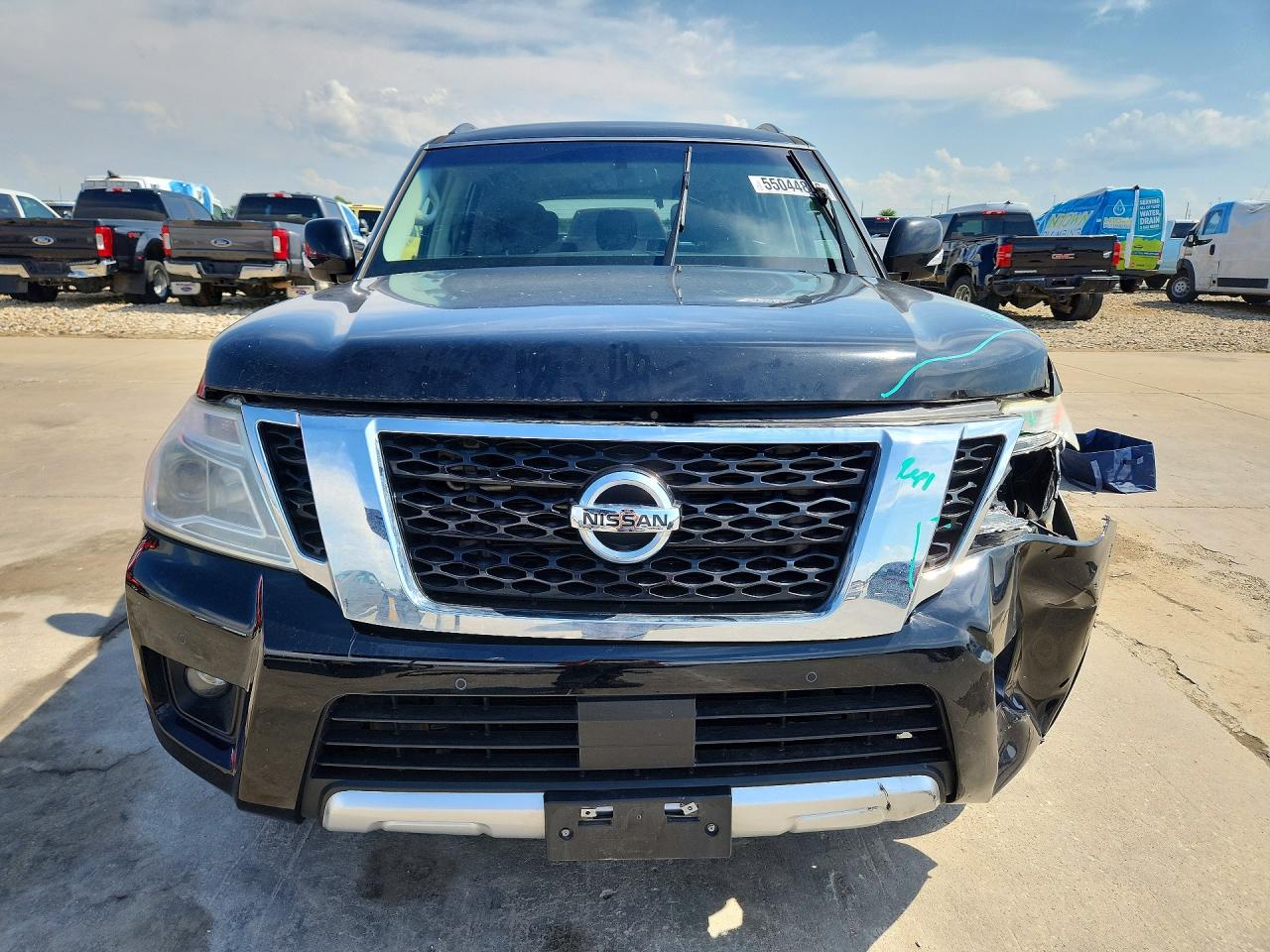 Nissan Armada Sv