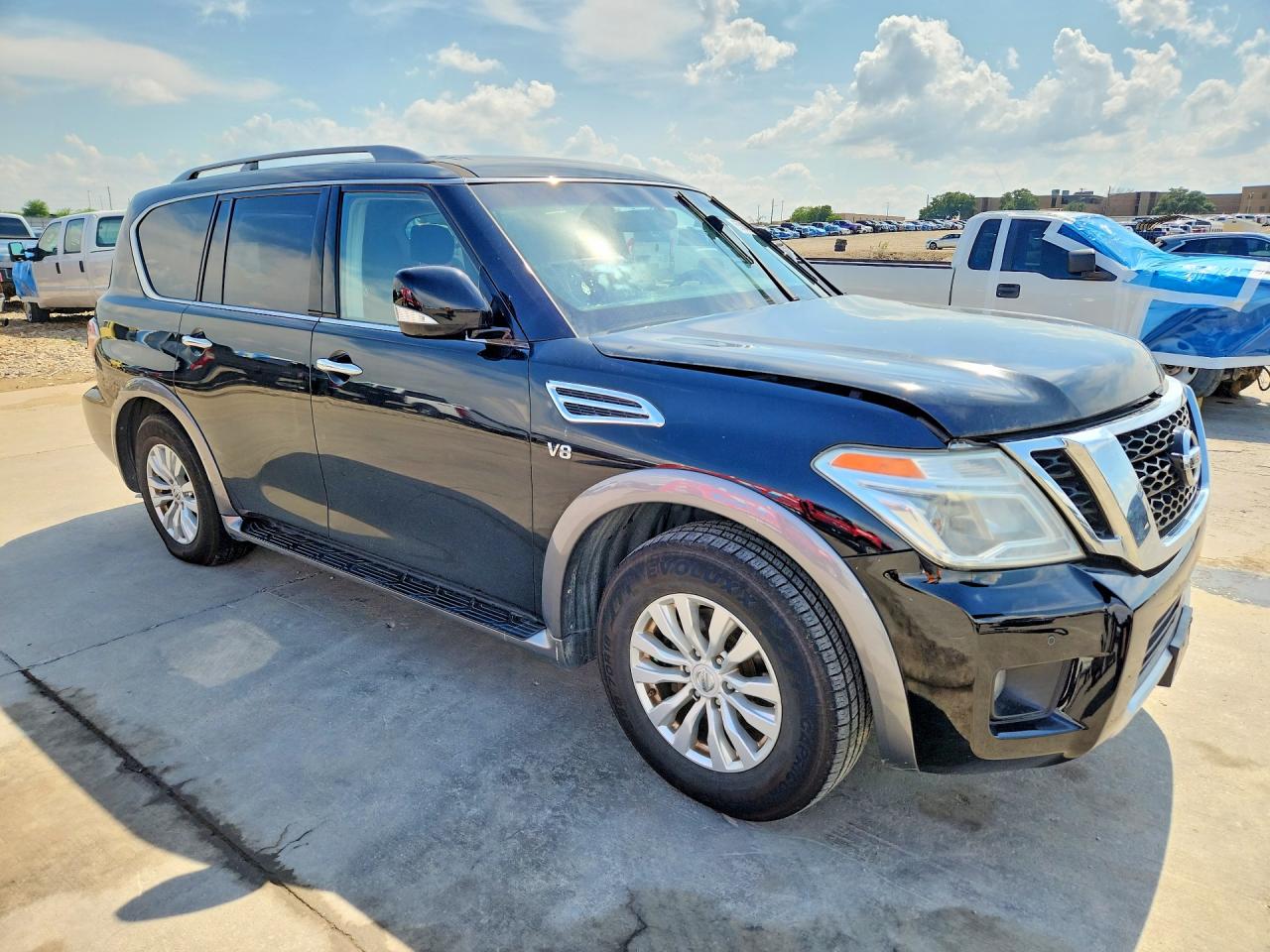 Nissan Armada Sv