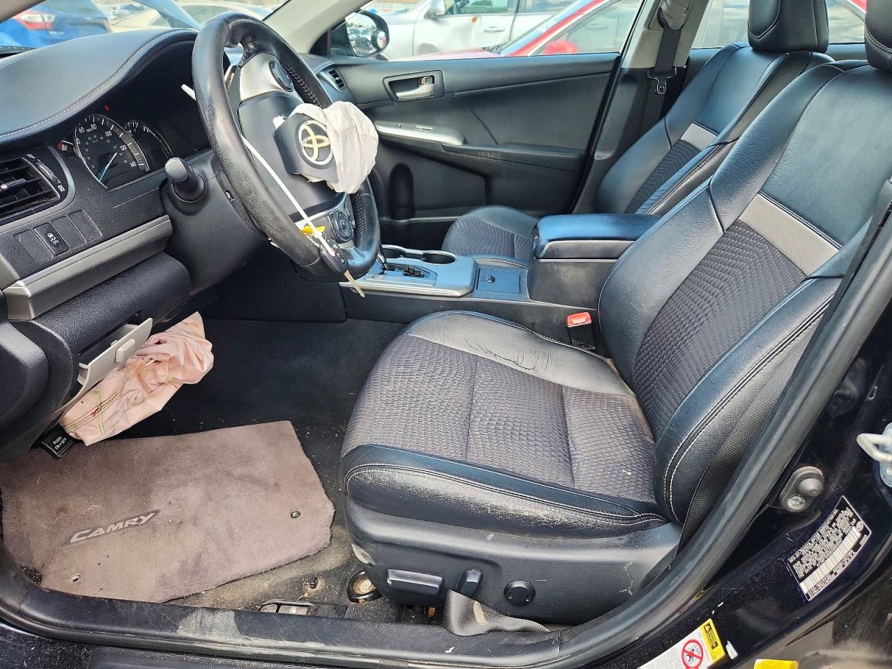 Toyota Camry Se