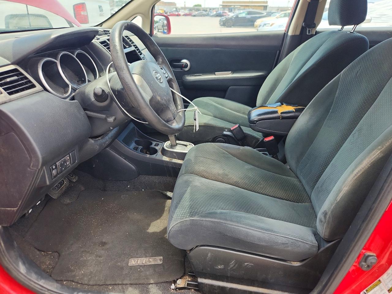 Nissan Versa 1.8 S