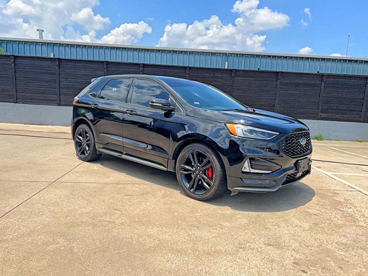 Salvage Ford Edge Image