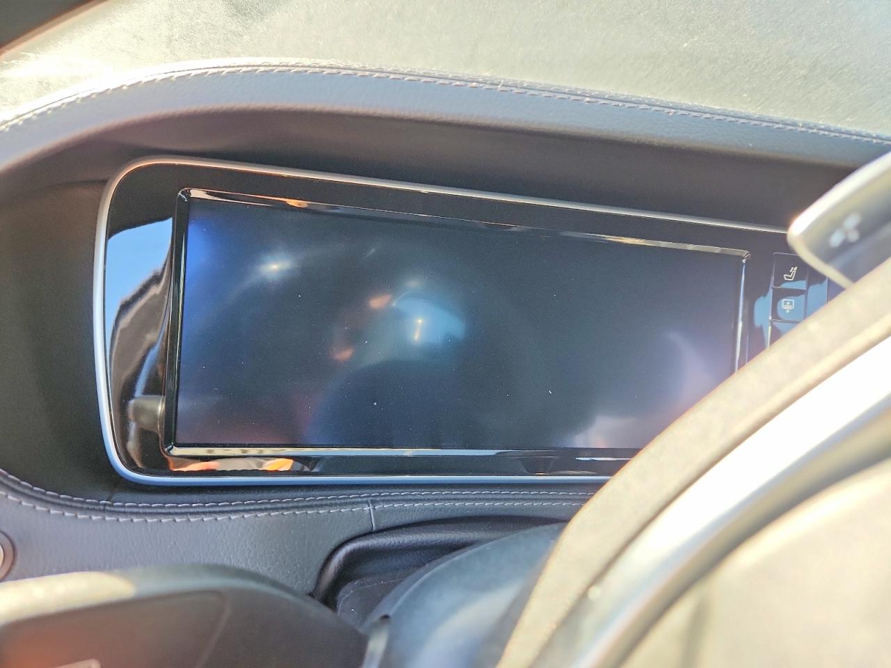 Mercedes-Benz S-Class 550