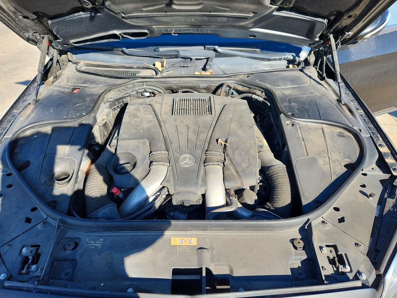 Mercedes-Benz S-Class 550