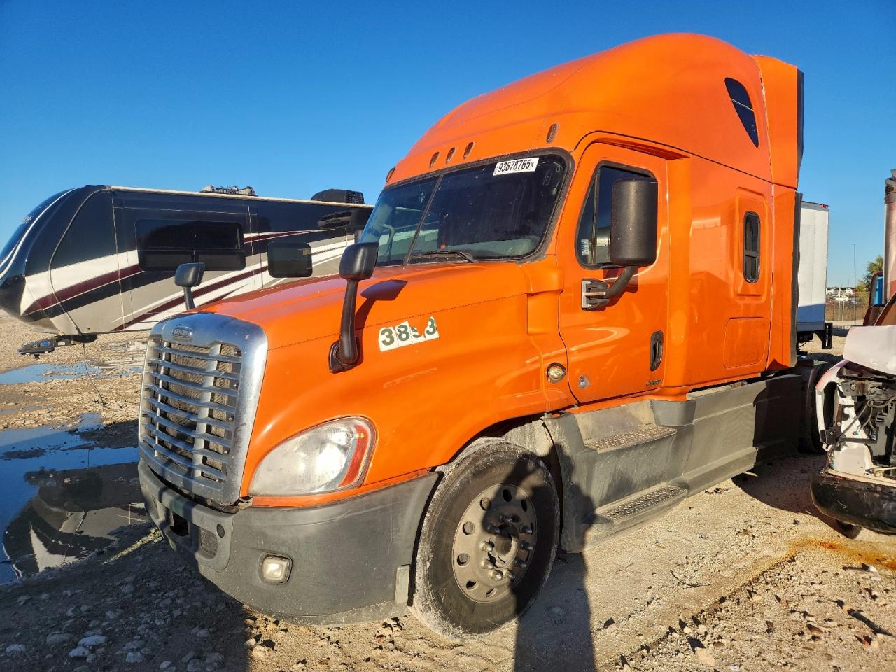 Freigliner Cascadia 125