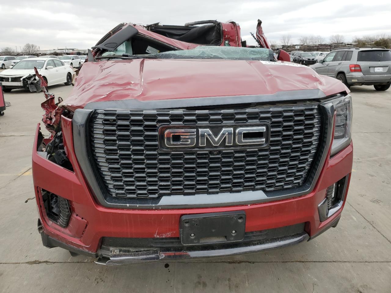 GMC Yukon Denali Ultimate