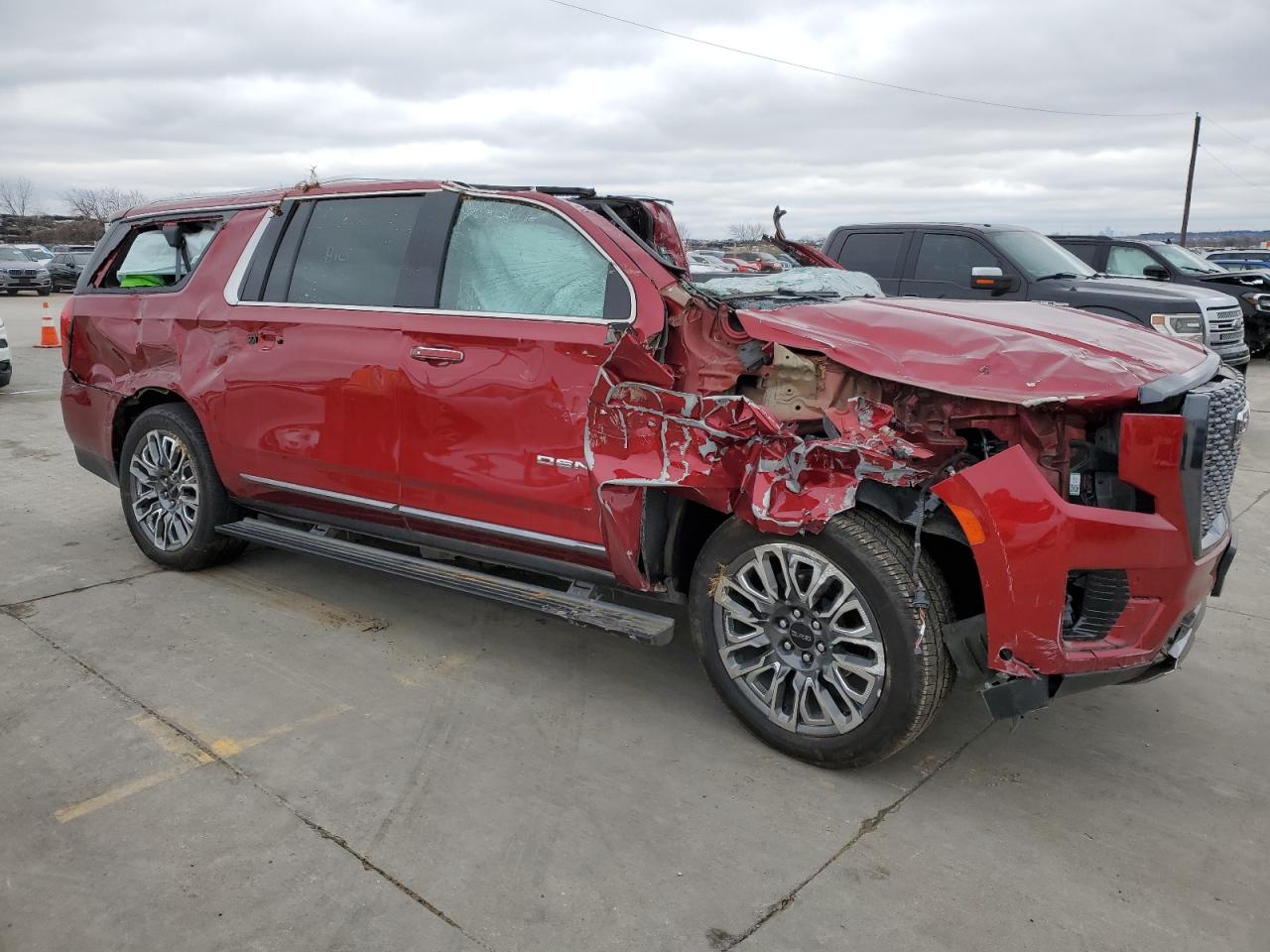 GMC Yukon Denali Ultimate