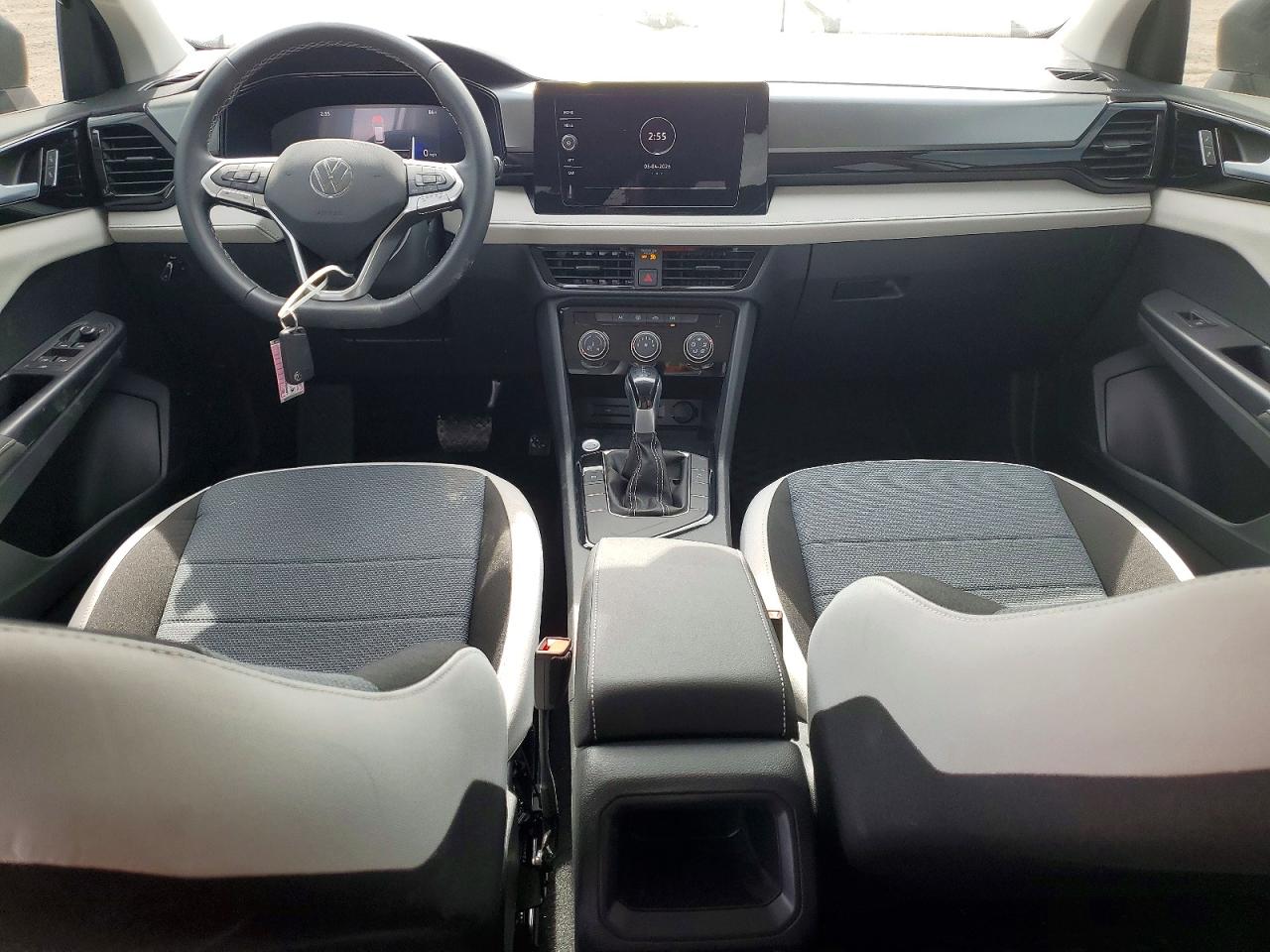 Volkswagen Taos S