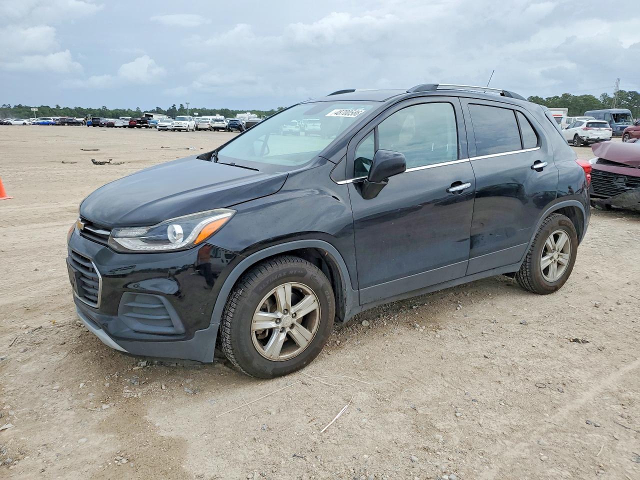 Salvage Chevrolet Trax Image