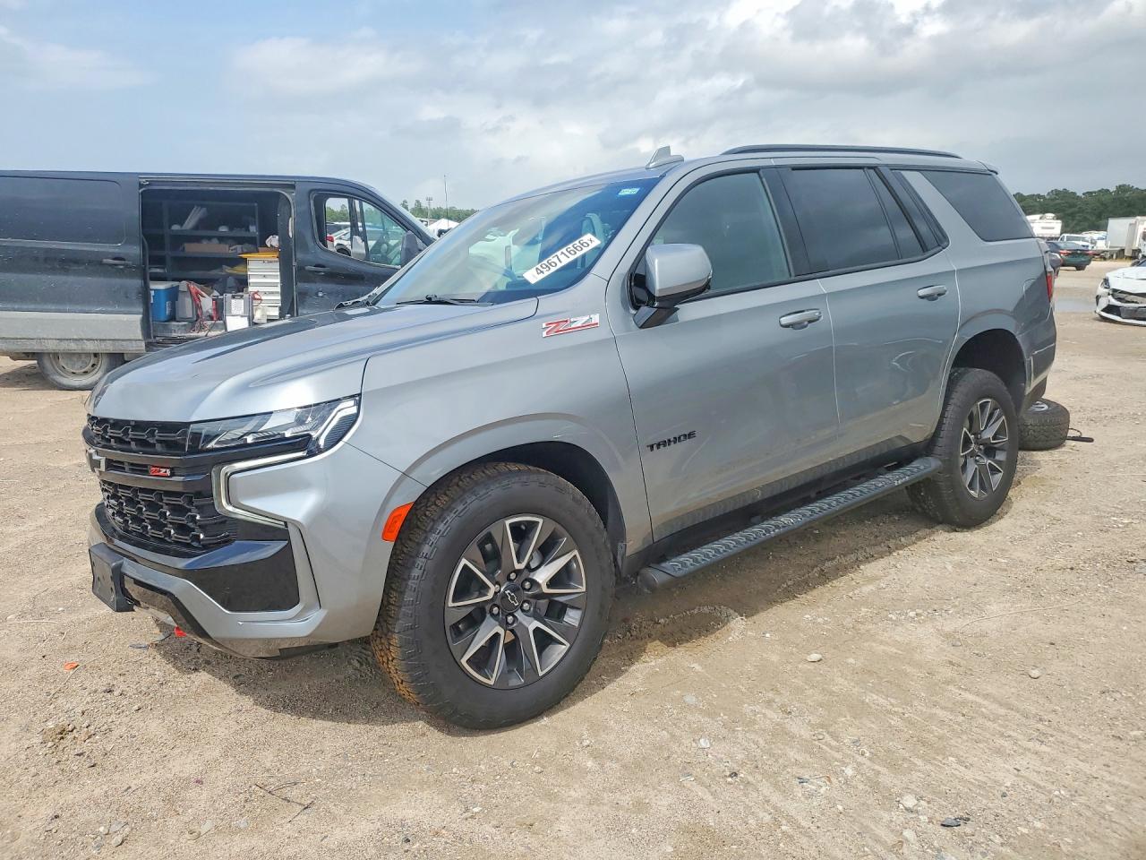 Salvage Chevrolet Tahoe Image
