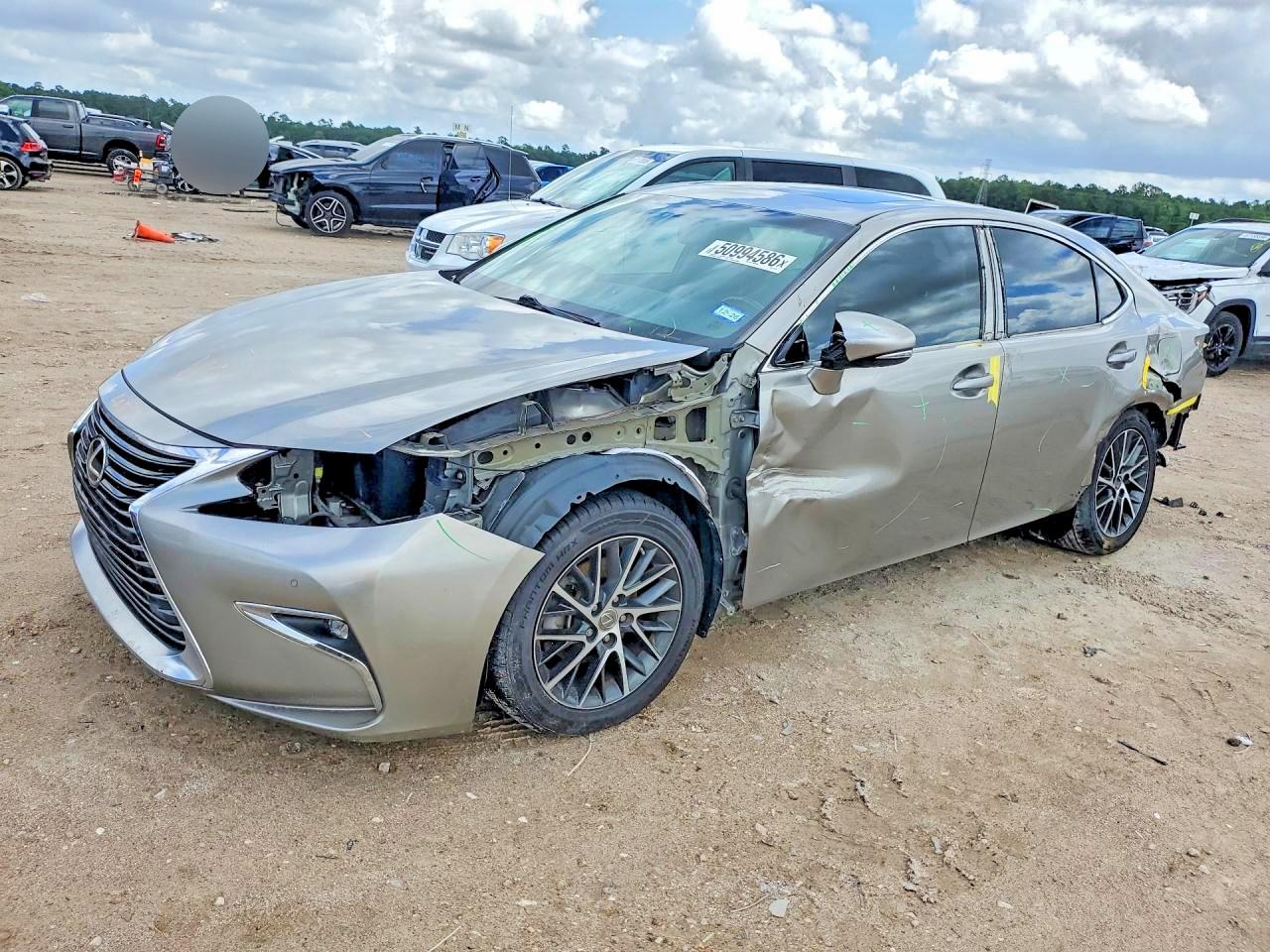 Salvage Lexus Es Image