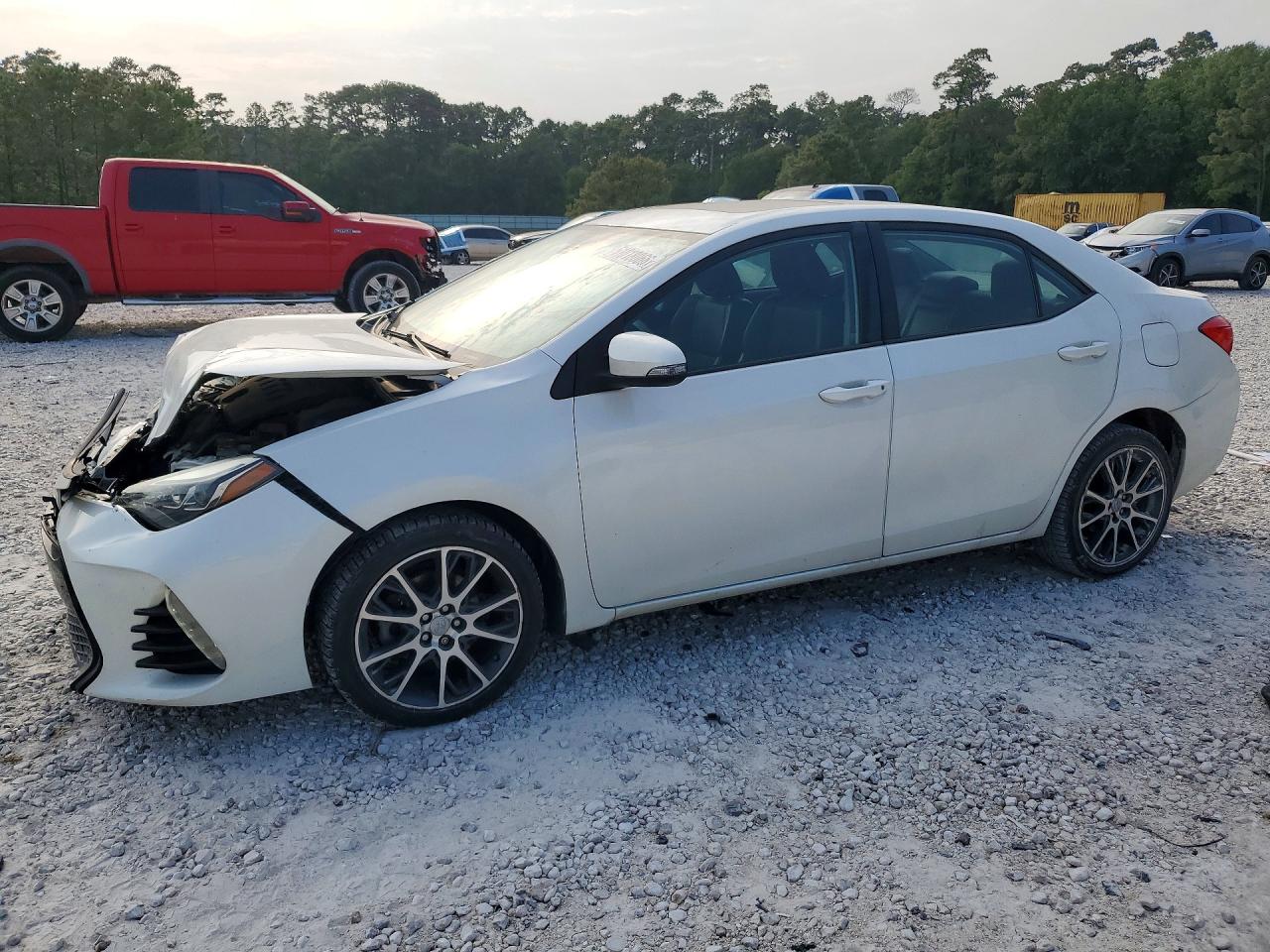 Salvage Toyota Corolla Image